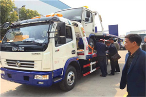 桐城汽车道路救援拖车价格